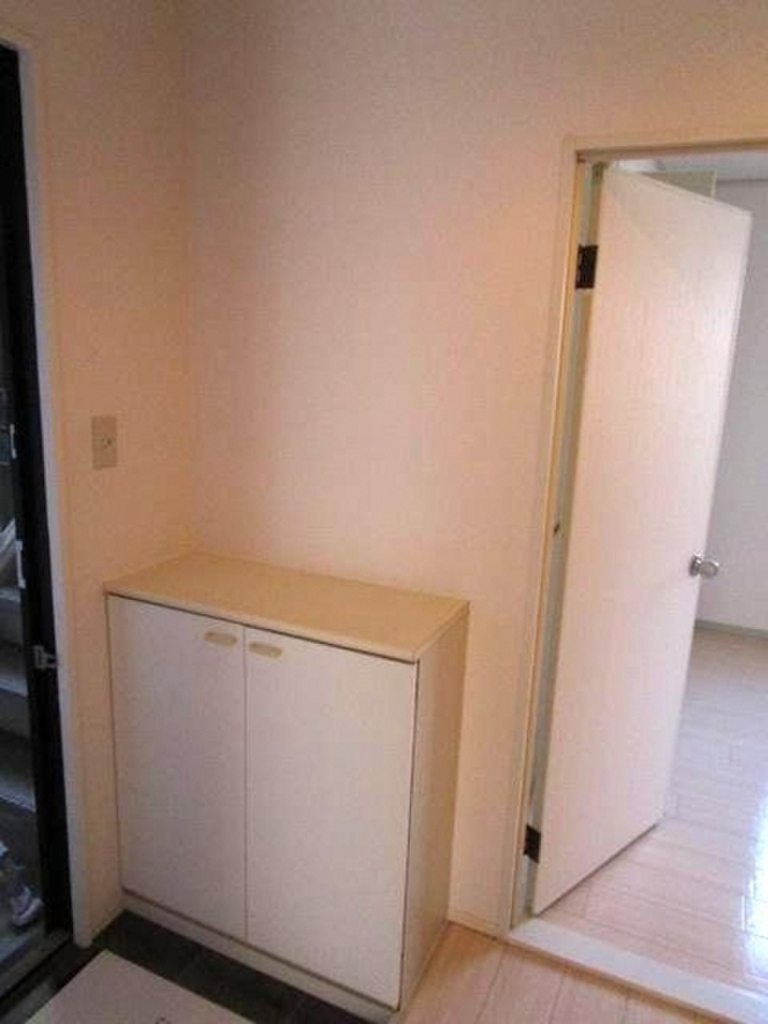 (9/20) 玄関 (9/20) 玄関