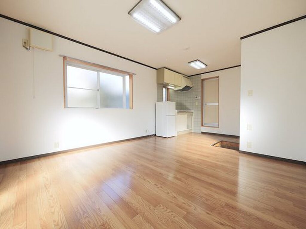 (2/25) 居室・リビング (2/25) 居室・リビング