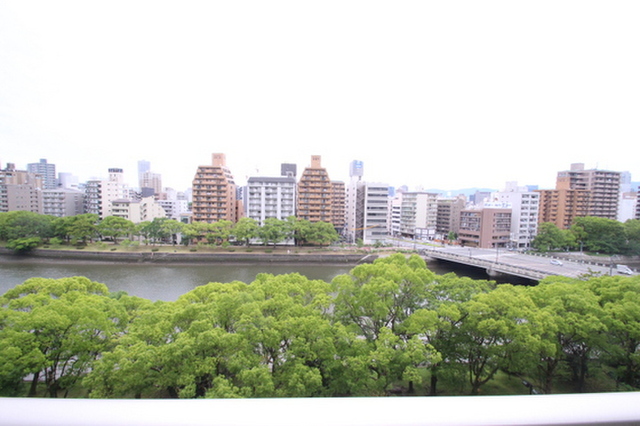 アーバイン比治山