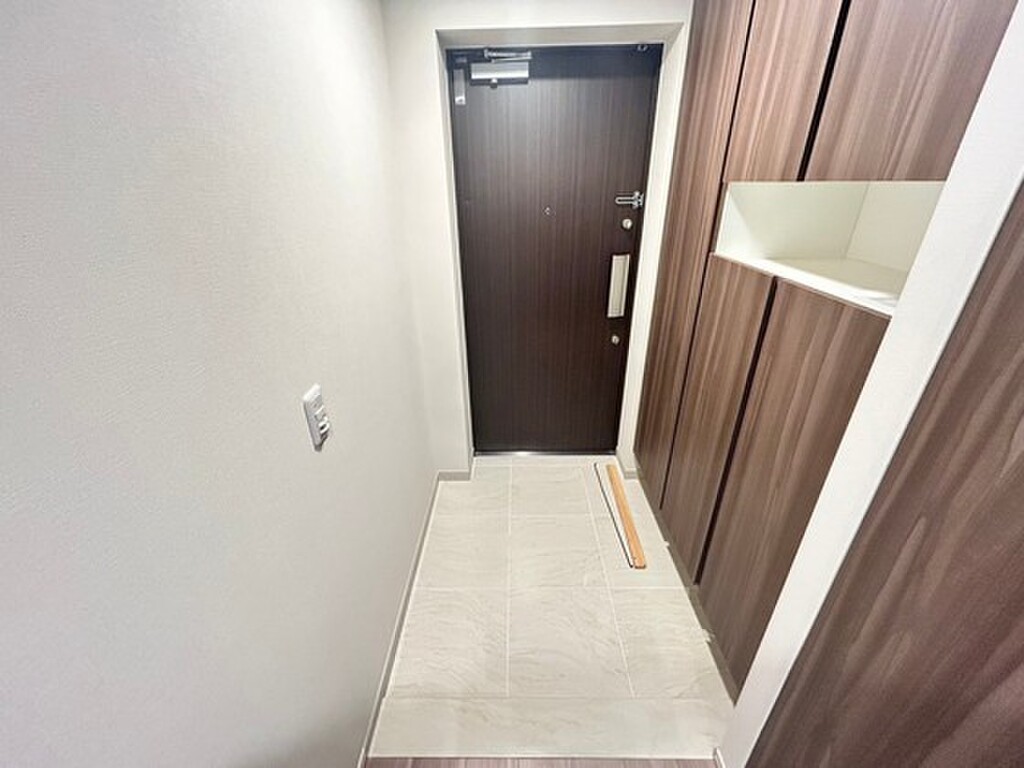 (11/23) 玄関 (11/23) 玄関