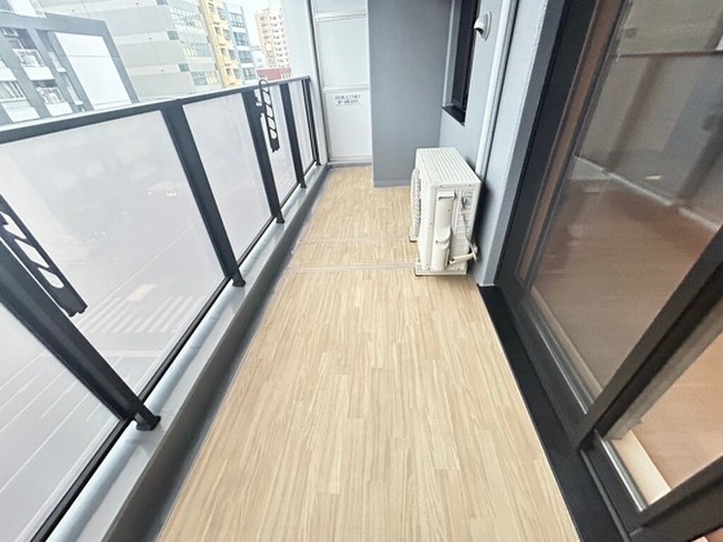 (13/23) バルコニー (13/23) バルコニー