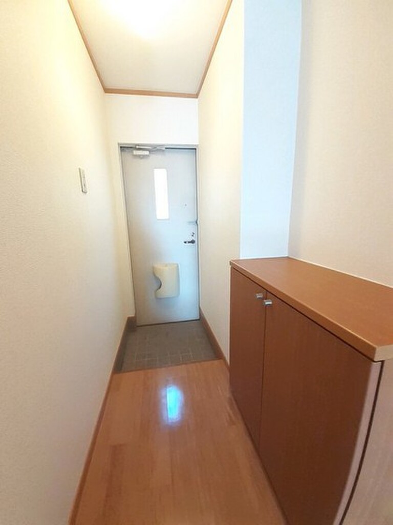 (9/14) 玄関 (9/14) 玄関