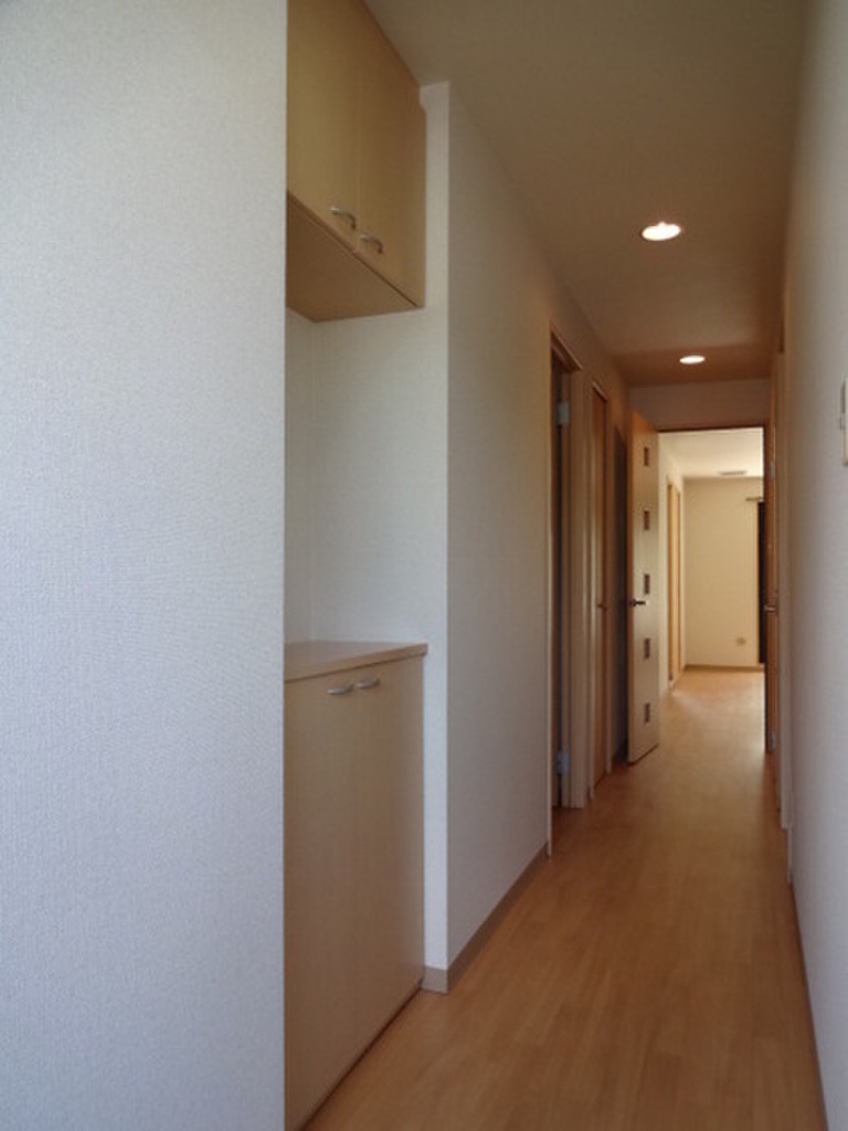 (13/17) 玄関 (13/17) 玄関