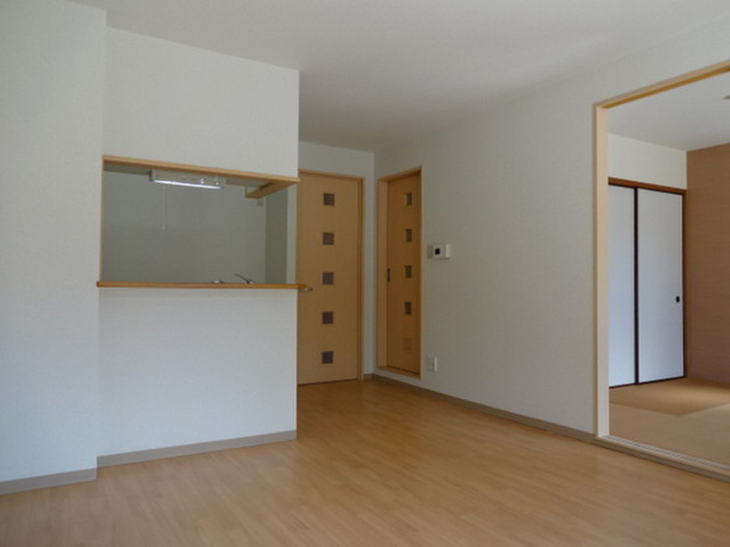 (2/17) 居室・リビング (2/17) 居室・リビング