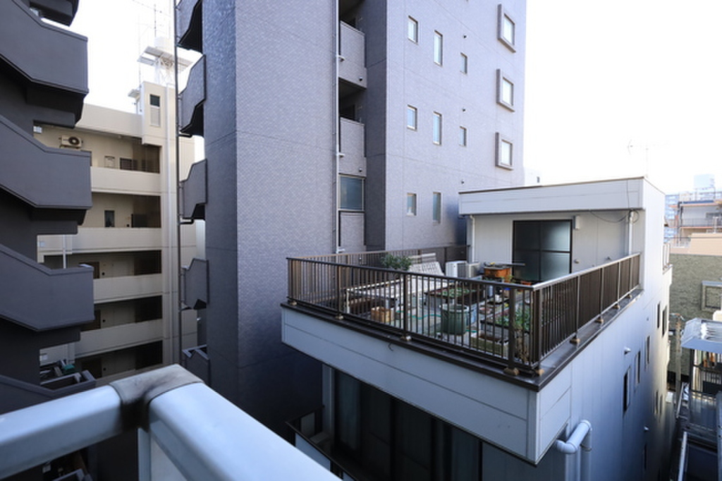 (13/21) 眺望 (13/21) 眺望