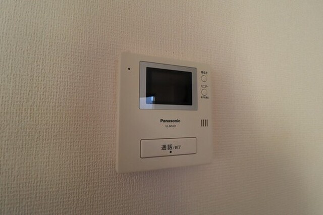 コートヴィレッジ若沼 A棟