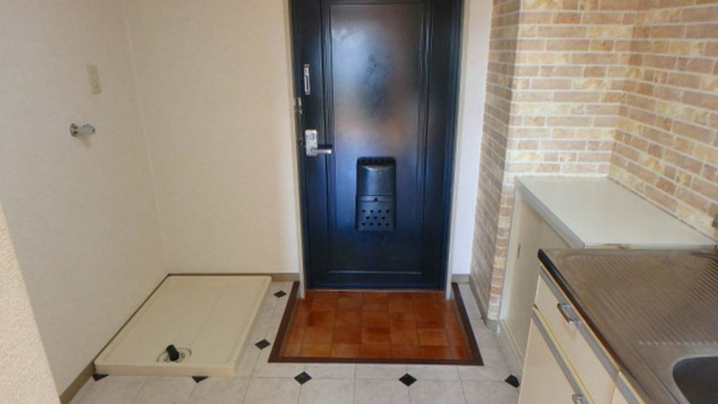 (9/16) 玄関 (9/16) 玄関