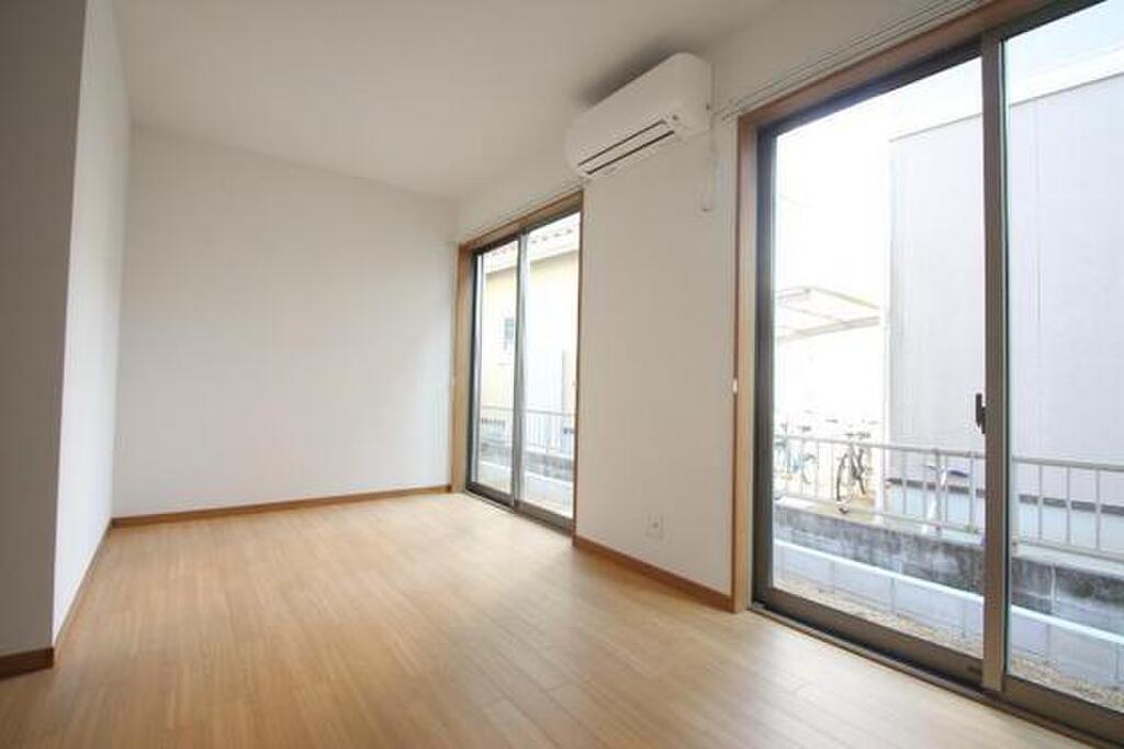 (9/18) 庭 (9/18) 庭