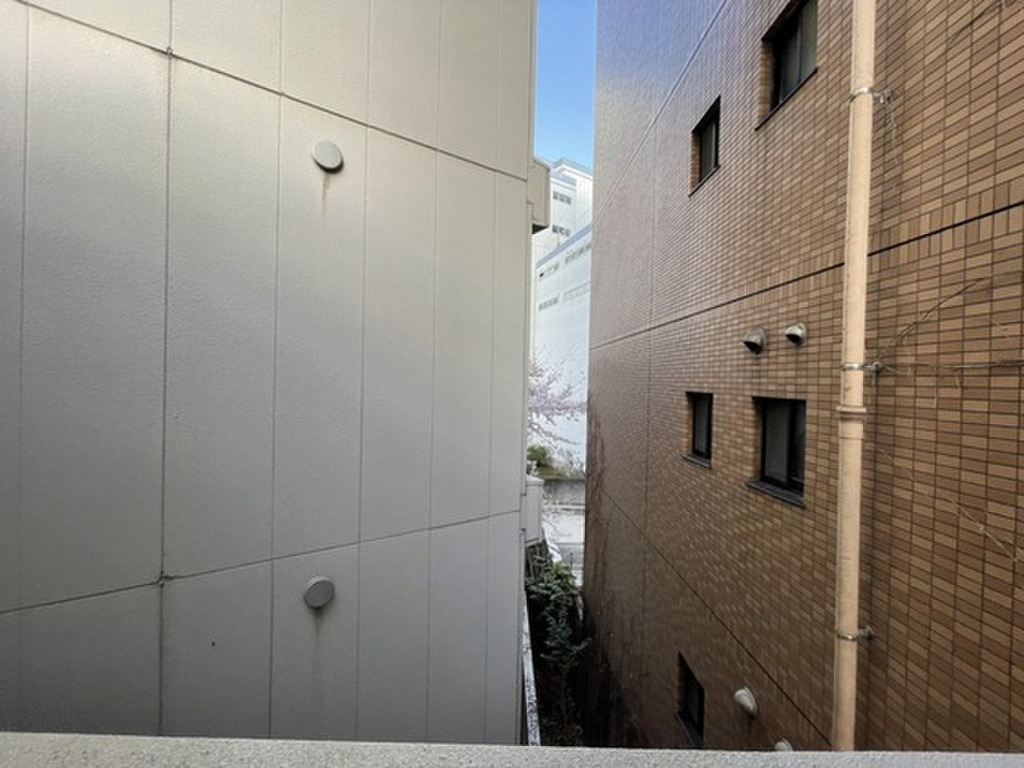 (13/21) 眺望 (13/21) 眺望