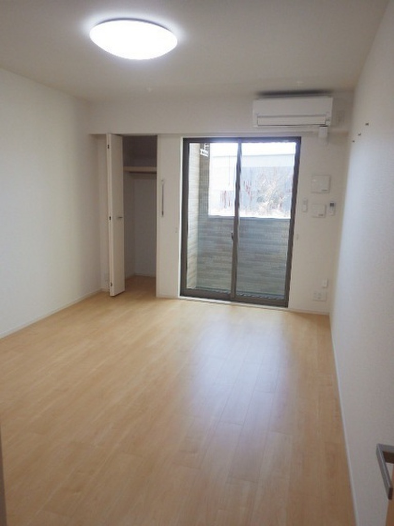 (2/16) 居室・リビング