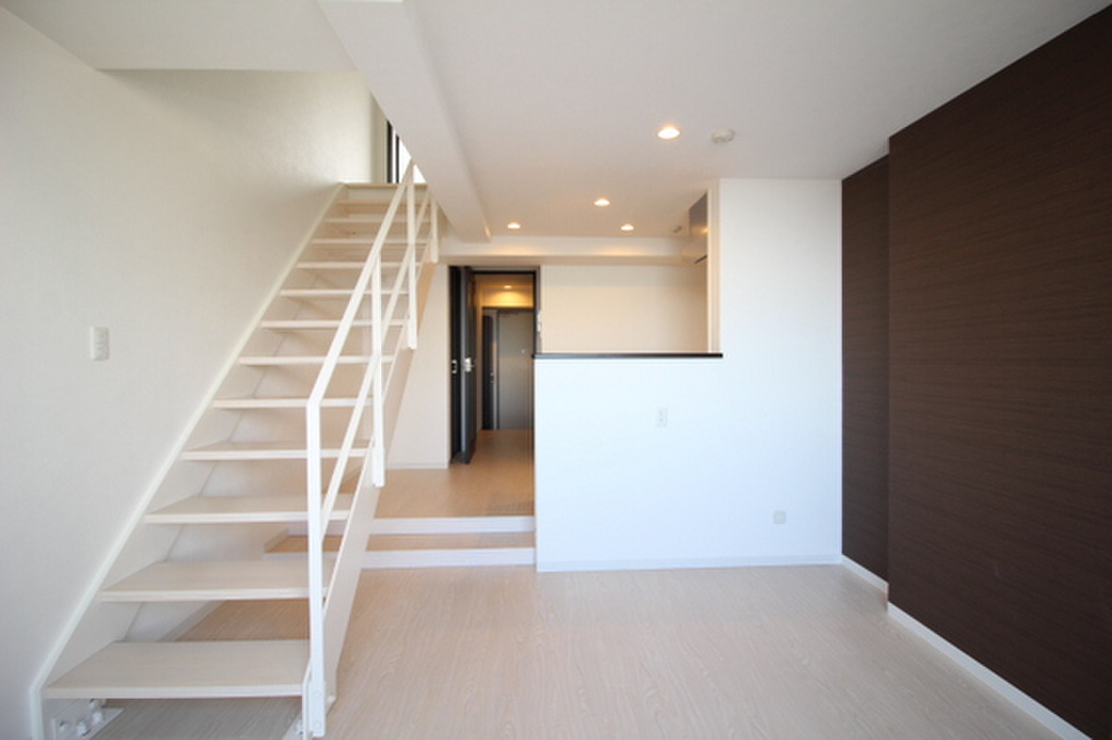 (2/26) 居室・リビング (2/26) 居室・リビング