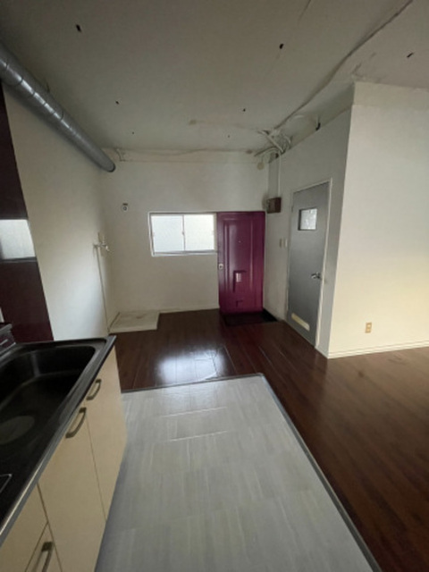a.apartment