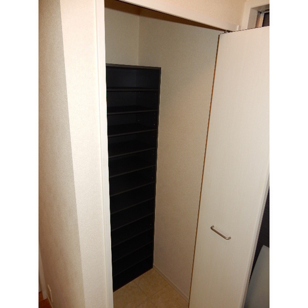 (9/17) 玄関 (9/17) 玄関