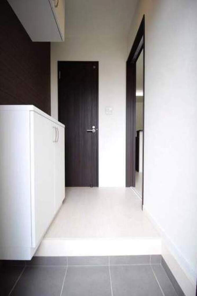 (10/32) 玄関 (10/32) 玄関