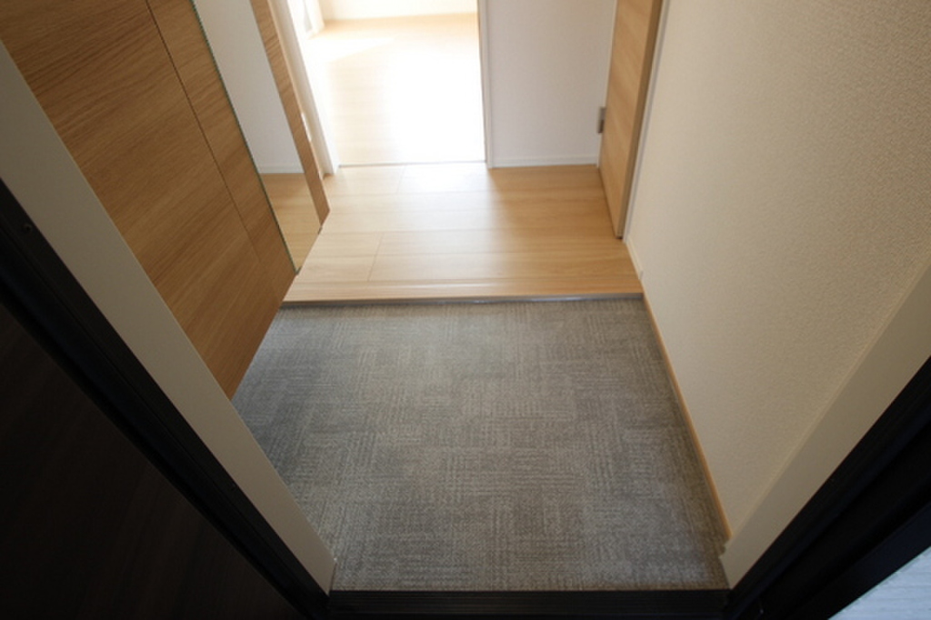 (10/22) 玄関 (10/22) 玄関