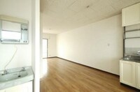 ※他号室の写真です。