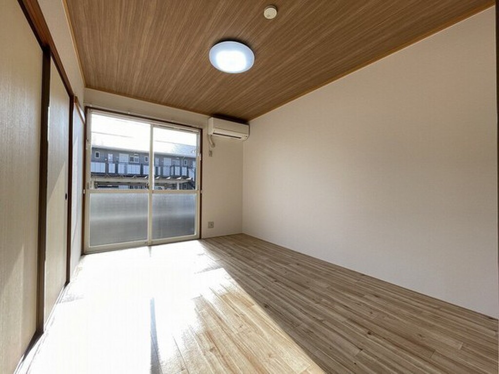 (2/20) 居室・リビング (2/20) 居室・リビング