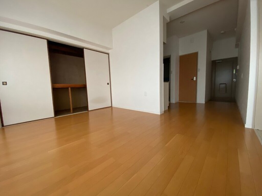 (2/20) 居室・リビング (2/20) 居室・リビング