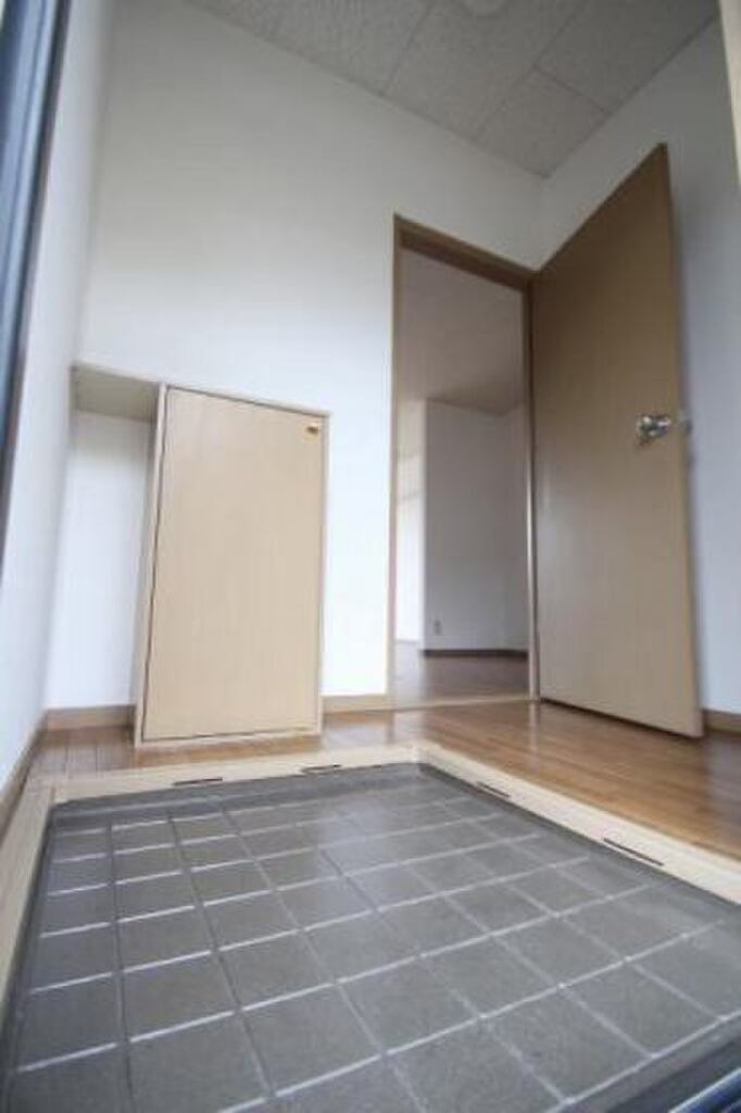 (8/14) 玄関
