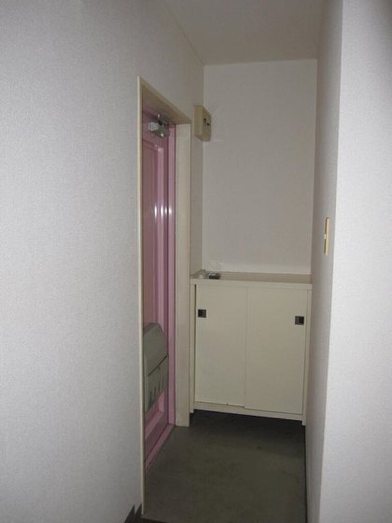 (10/20) 玄関 (10/20) 玄関