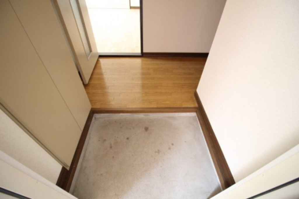 (10/25) 玄関 (10/25) 玄関