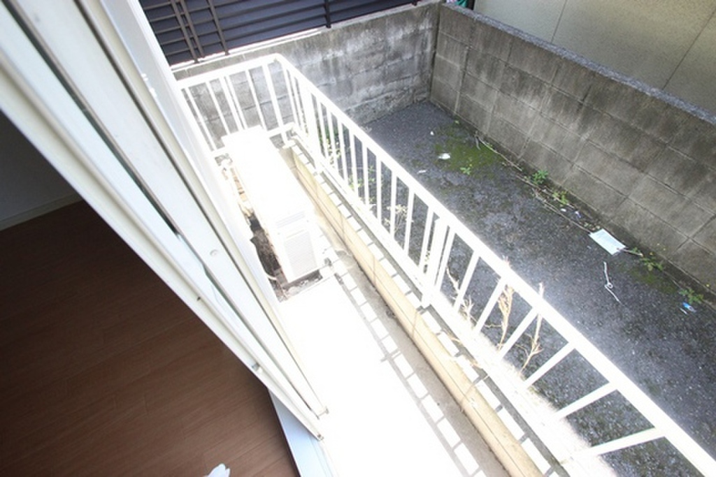 (11/22) バルコニー (11/22) バルコニー