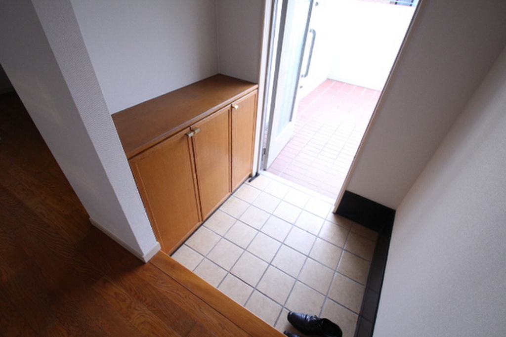 (11/24) 玄関