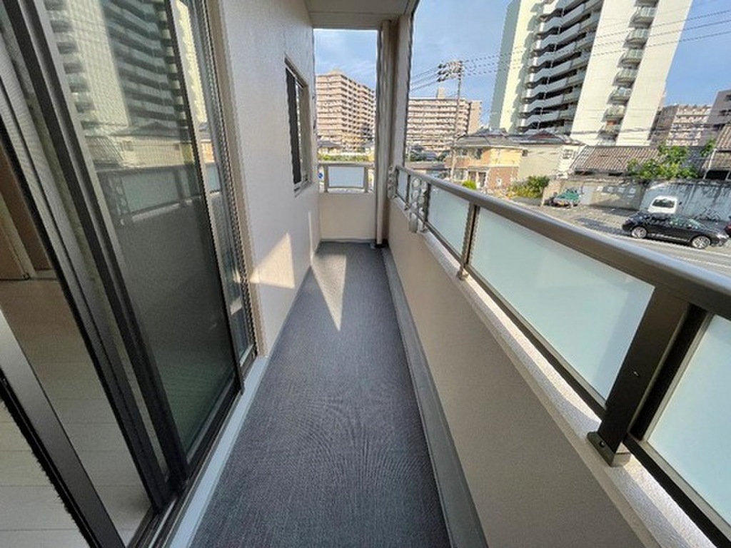 (6/25) バルコニー (6/25) バルコニー