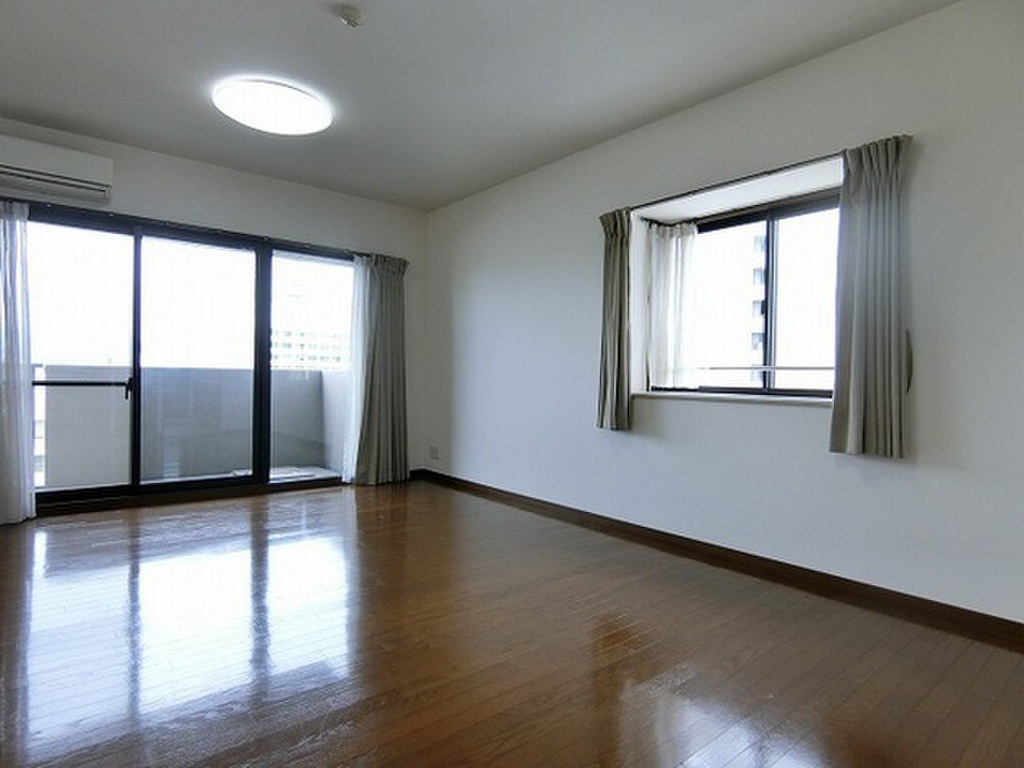 (2/22) 居室・リビング (2/22) 居室・リビング