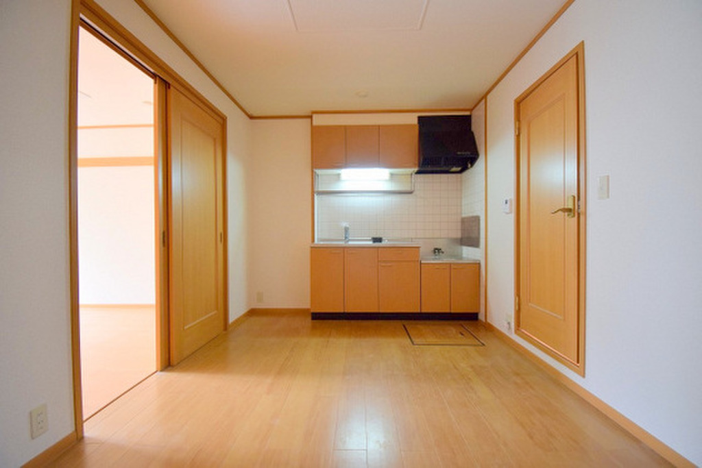 (2/18) 居室・リビング (2/18) 居室・リビング