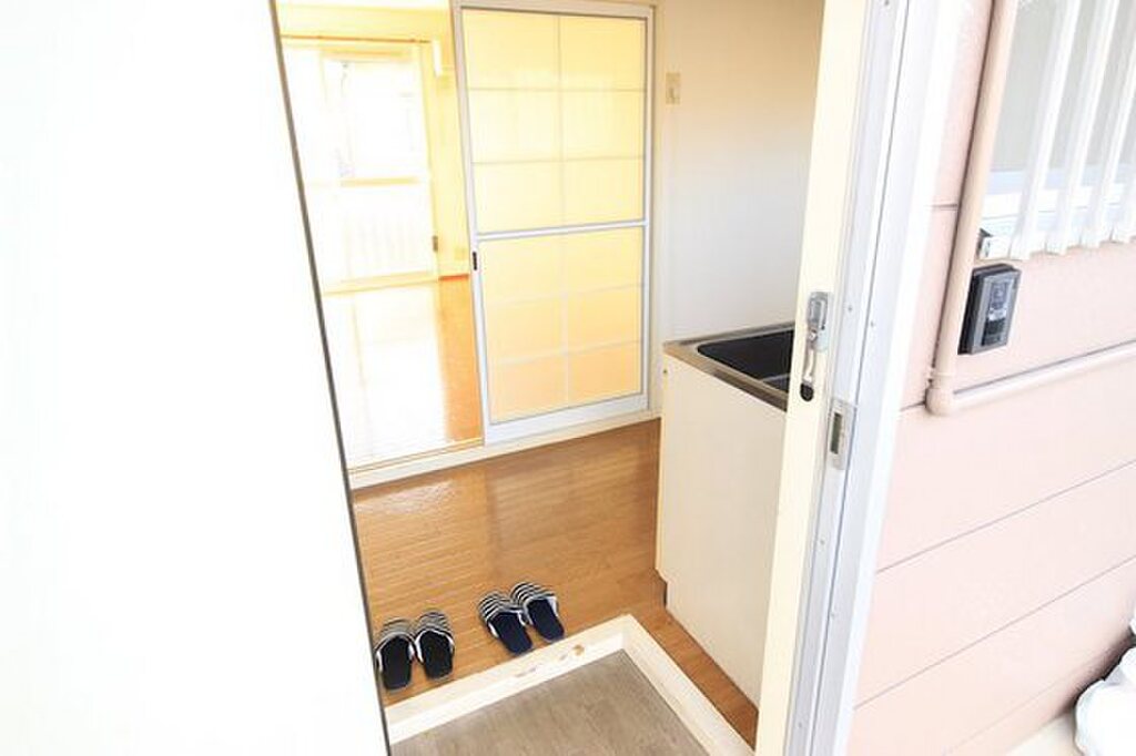 (8/15) 玄関 (8/15) 玄関