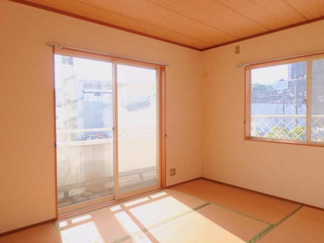 ハイム串戸