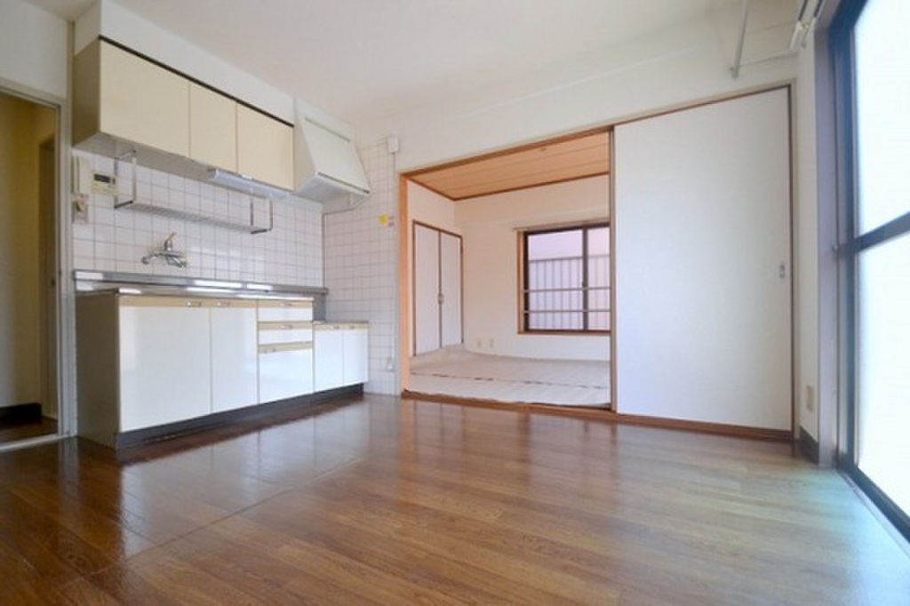 (1/18) 居室・リビング (1/18) 居室・リビング