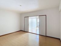 コニファープラザ新福