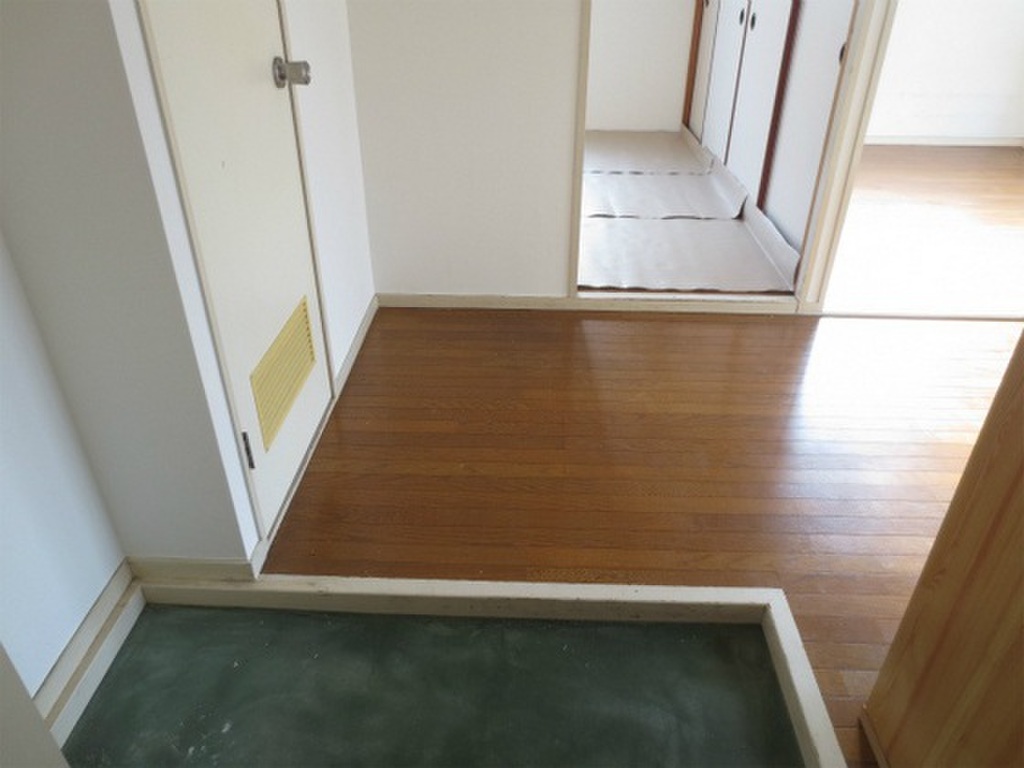 (7/14) 玄関 (7/14) 玄関