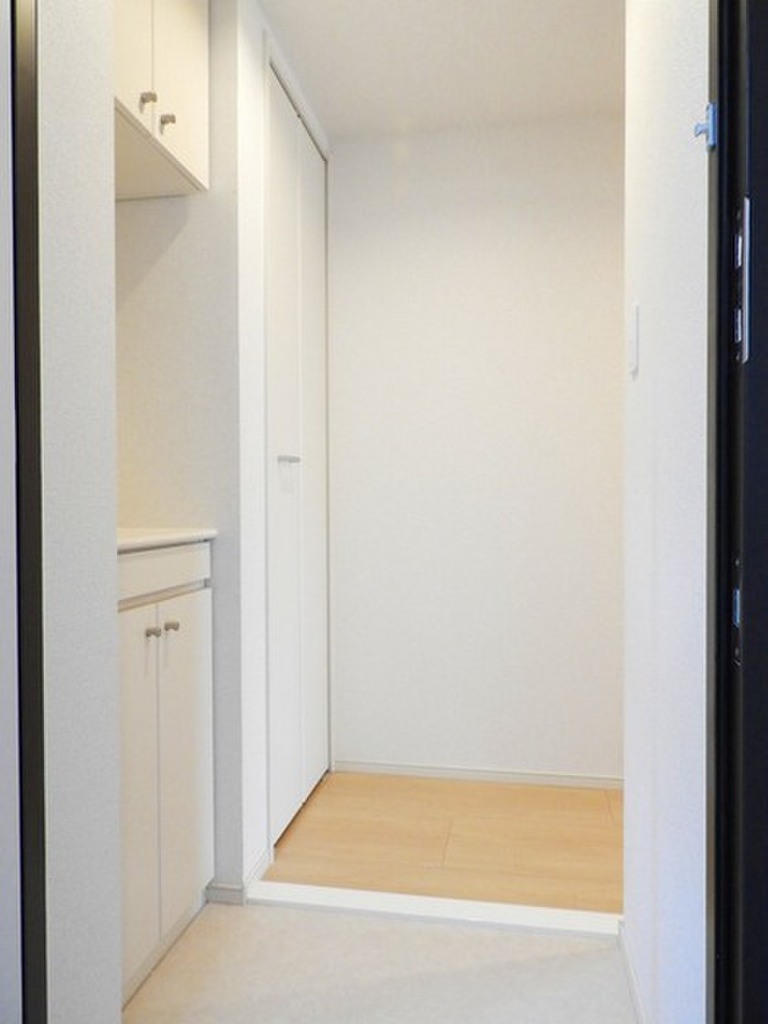 (7/25) 玄関 (7/25) 玄関