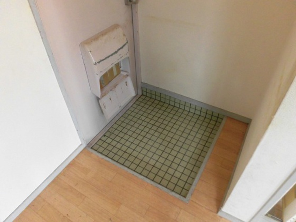 (7/22) 玄関 (7/22) 玄関