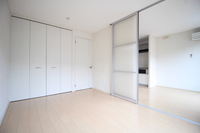 フルール壱番館 B