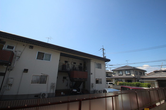 高尾アパート