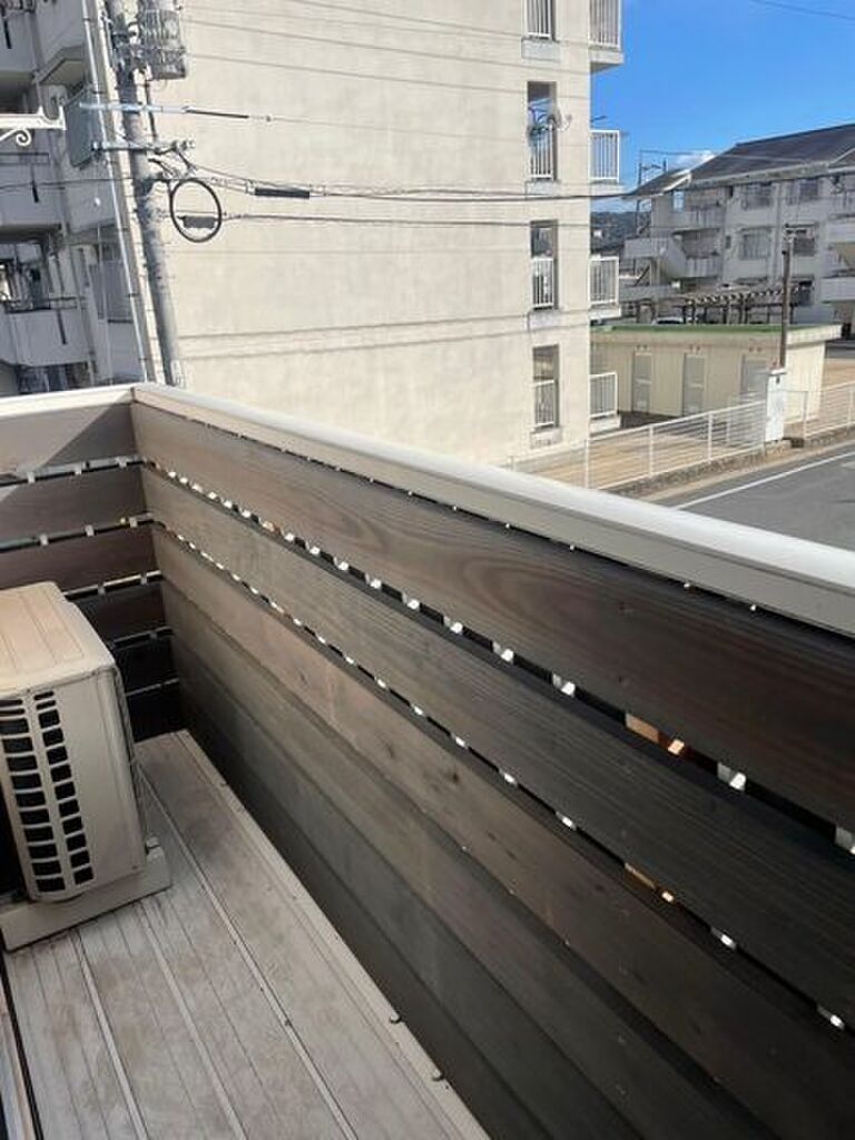 (8/15) バルコニー (8/15) バルコニー