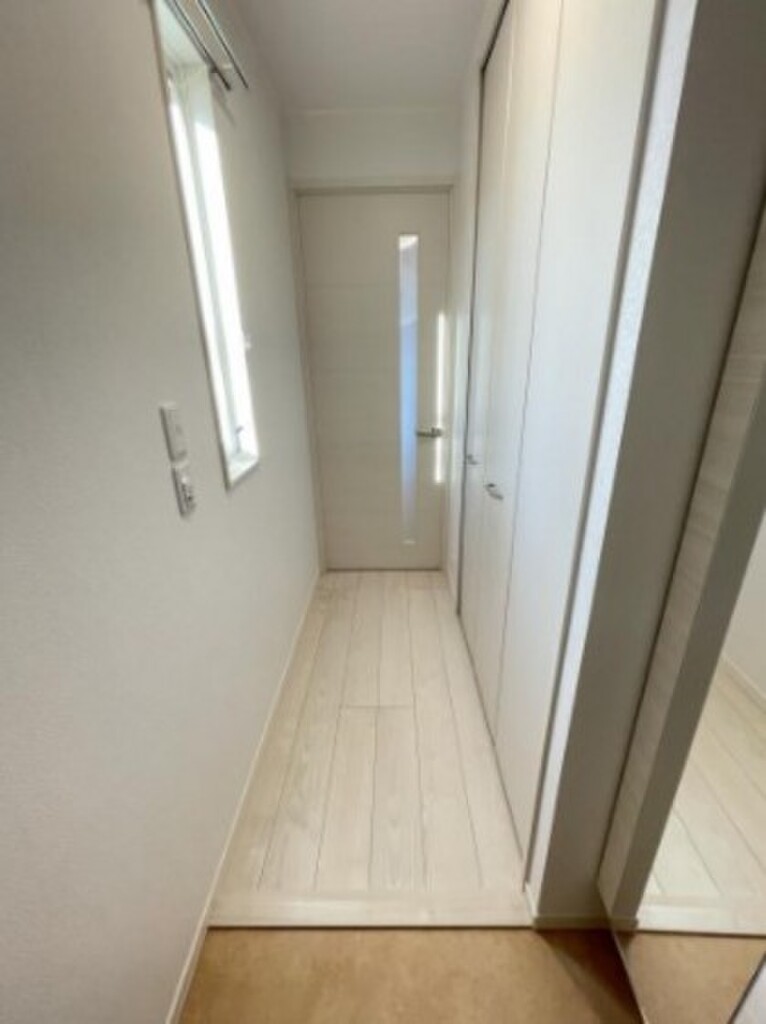 (10/24) 玄関 (10/24) 玄関