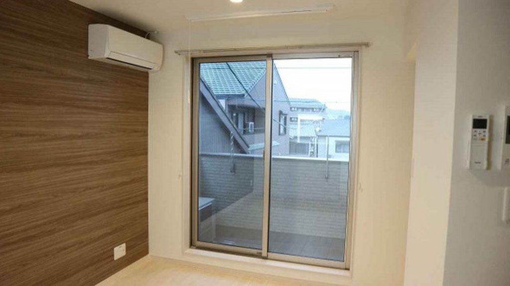 (8/21) バルコニー (8/21) バルコニー