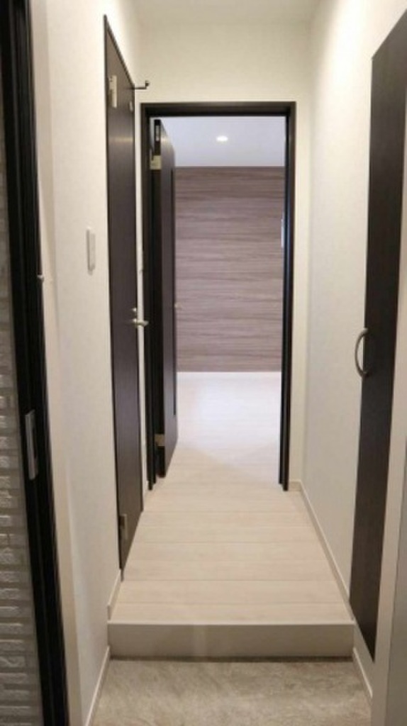 (9/21) 玄関 (9/21) 玄関