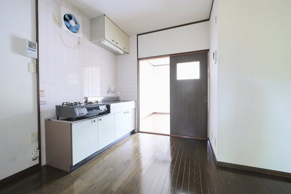 (2/14) 居室・リビング (2/14) 居室・リビング