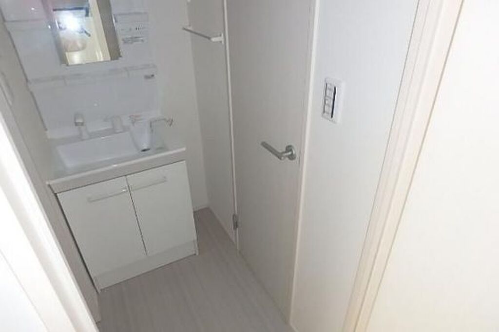 (6/18) ※他号室の写真です (6/18) ※他号室の写真です