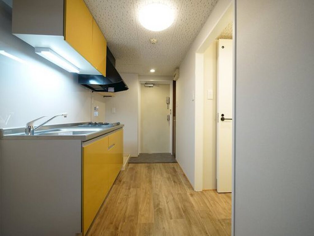 (11/16) 玄関 (11/16) 玄関