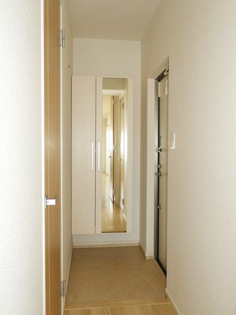 (10/22) 玄関 (10/22) 玄関