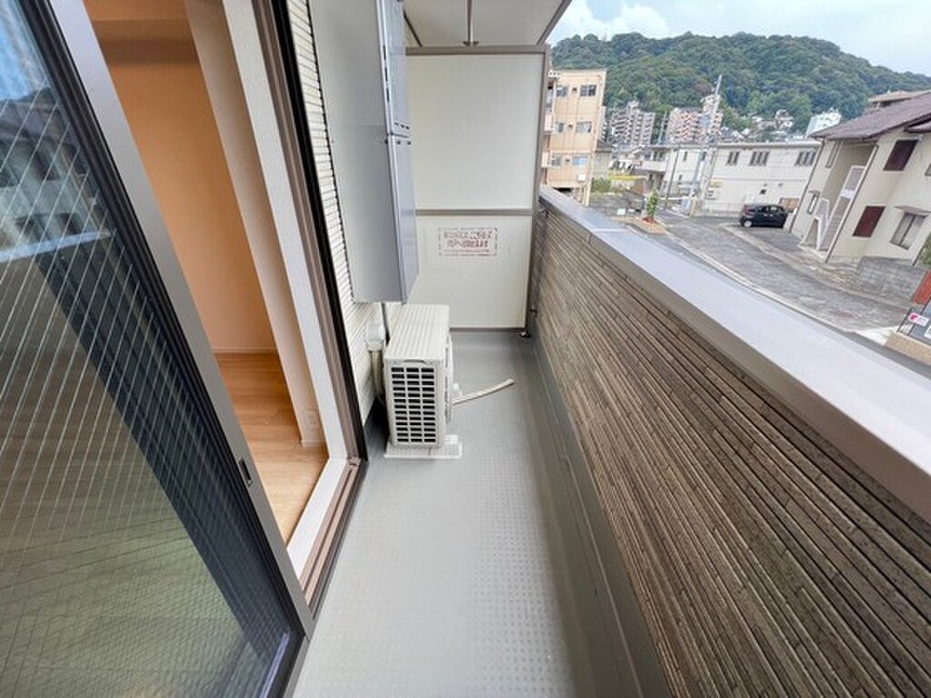 (12/22) バルコニー