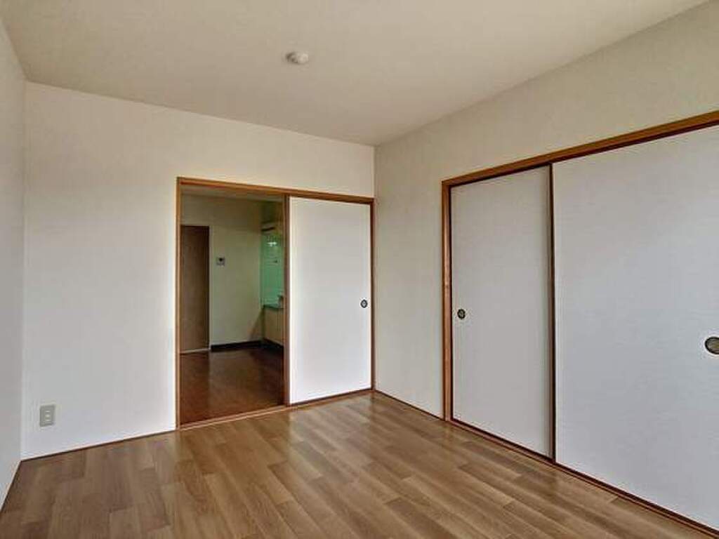 (2/28) 居室・リビング (2/28) 居室・リビング