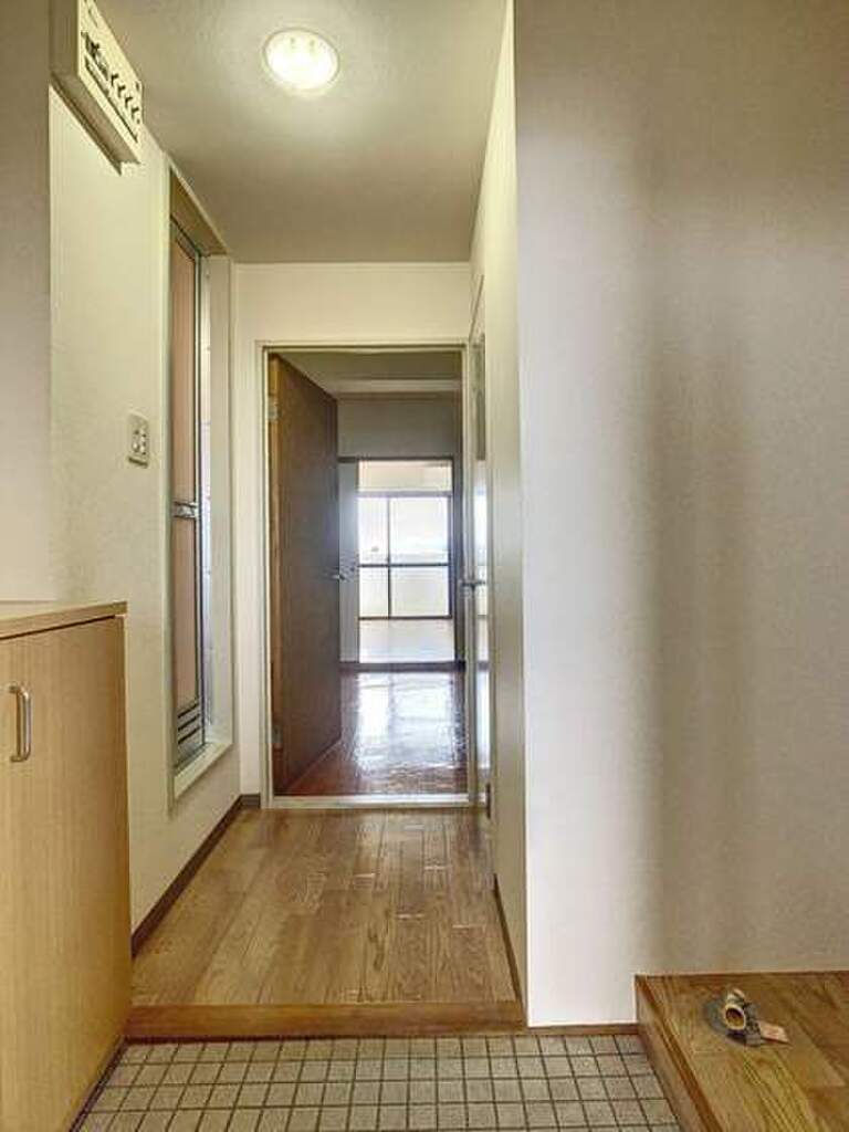 (3/28) 玄関 (3/28) 玄関